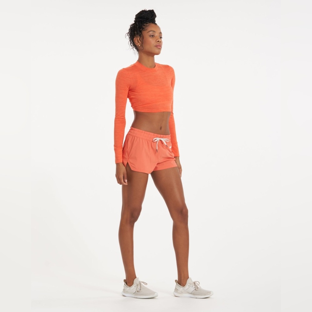 Vuori Clementine Shorts Grapefruit Size XS - Picture 1 of 11